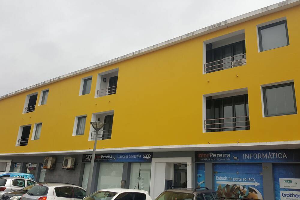 Entire apartment, Apartment in Ponta Delgada - Central and with good location in São Miguel Island, Ponta Delgada