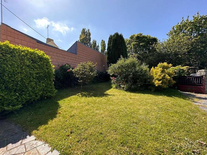 Location de vacances pour 15 personnes, avec sauna ainsi que jardin et jacuzzi, adapté aux familles dans Saint-Brieuc - 2