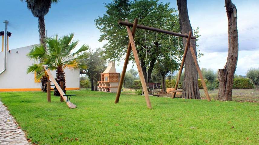 Casa de vacaciones para 5 personas, con Balcón y Terraza además de Jardín y Vistas en Santarém - 4