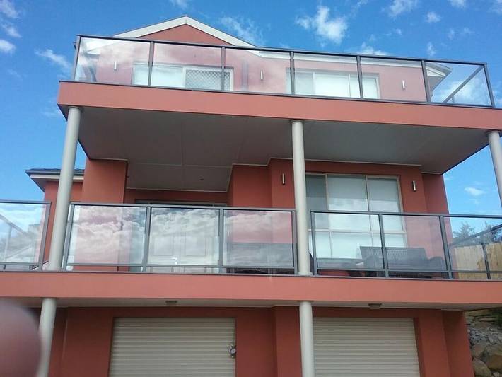 Holiday home for 12 people, with garden and balcony in Mornington Peninsula