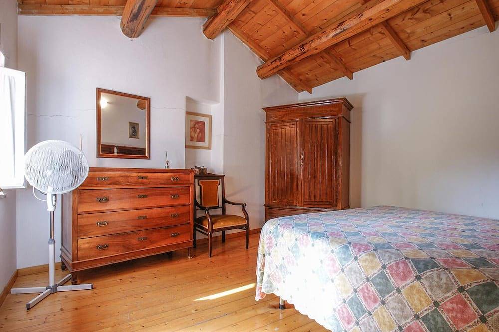 Lovely home in Trebbiantico di Pesaro in Pesaro, Valle del Metauro