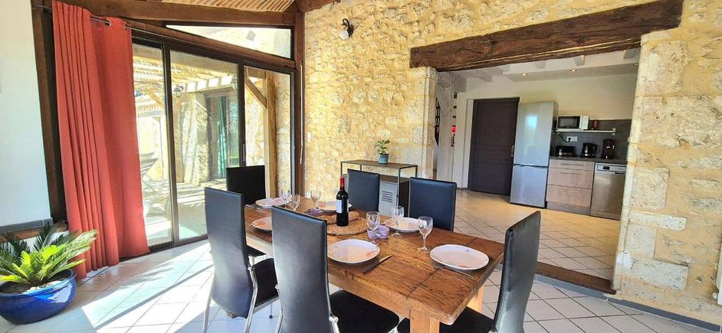Location de vacances pour 6 personnes, avec Terrasse et Jardin à Rampieux