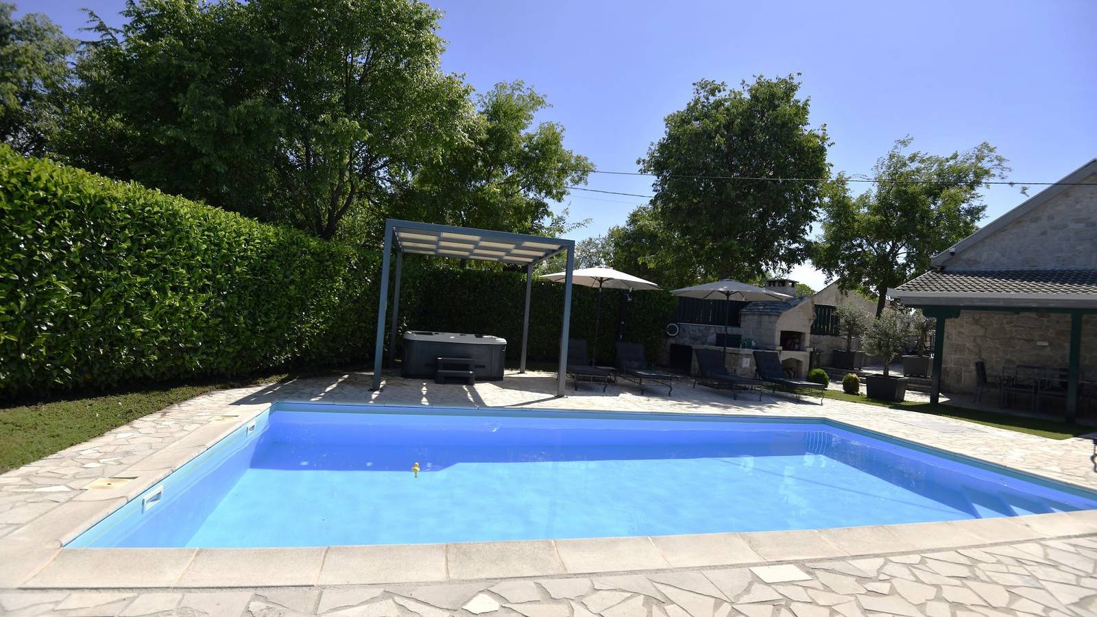 Villa Manuella - Kamena oaza by Villas Guide in Imotski, Makarska Riviera