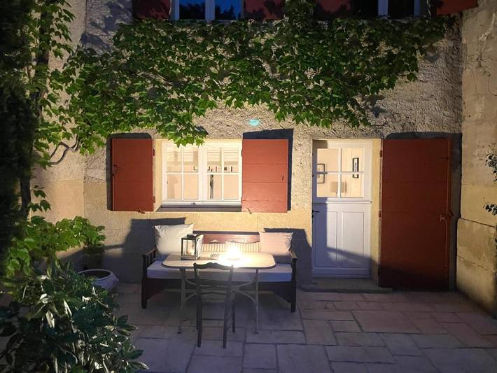 Gîte pour 2 personnes, avec piscine et jardin à Rognes - 4