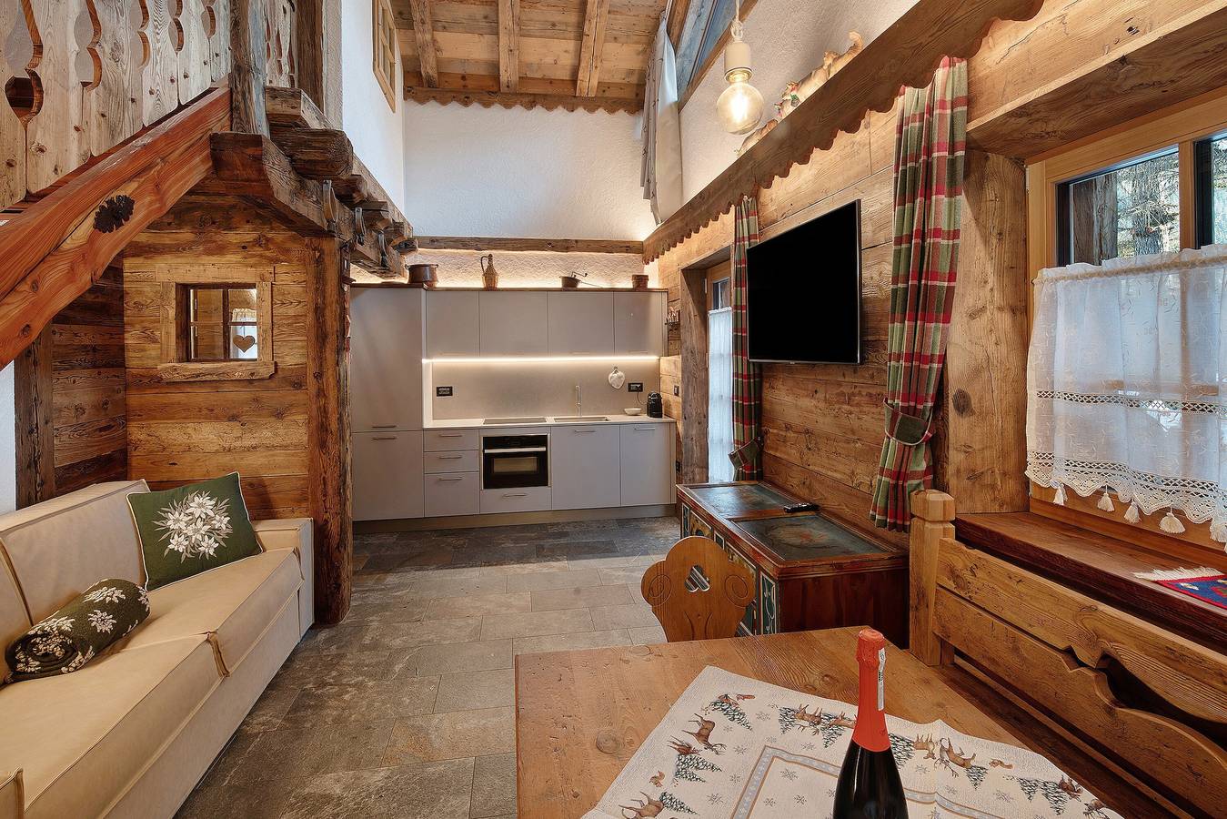 Chalet "Catinaccio Rosengarten 56" avec vue sur les montagnes, jardin et Wi-Fi in Pozza di Fassa, San Giovanni di Fassa