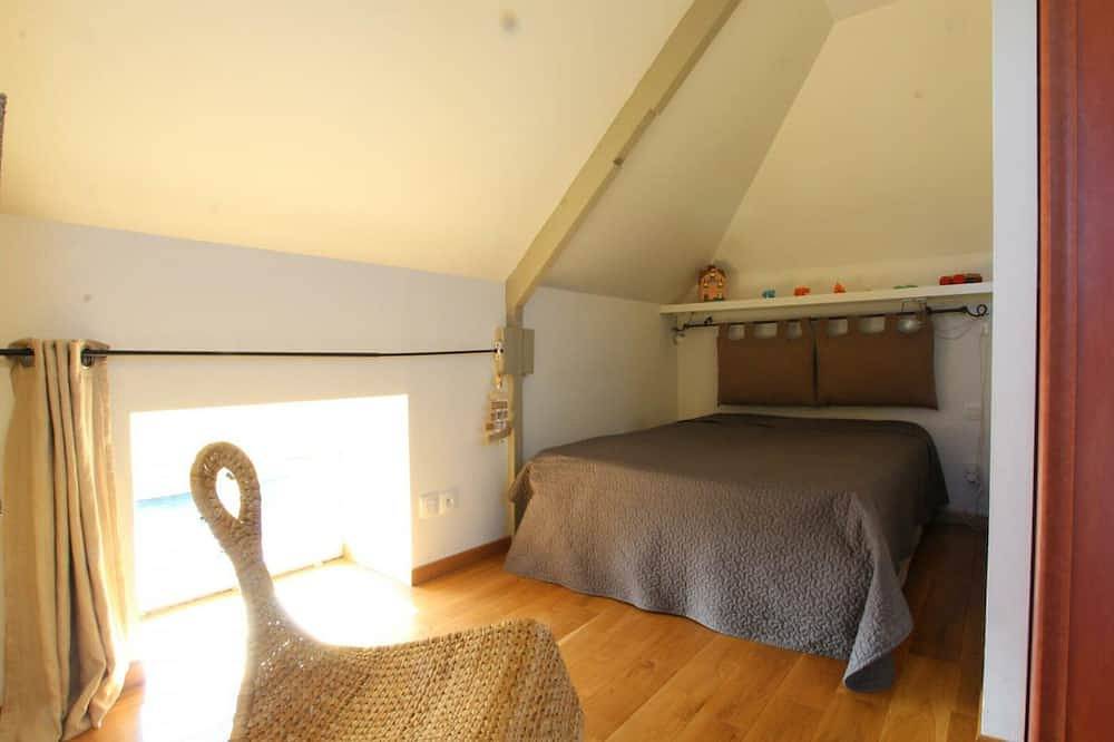 Casa rural encantadora con sauna y gimnasio cerca del mar in La Vendelée, Coutances y alrededores