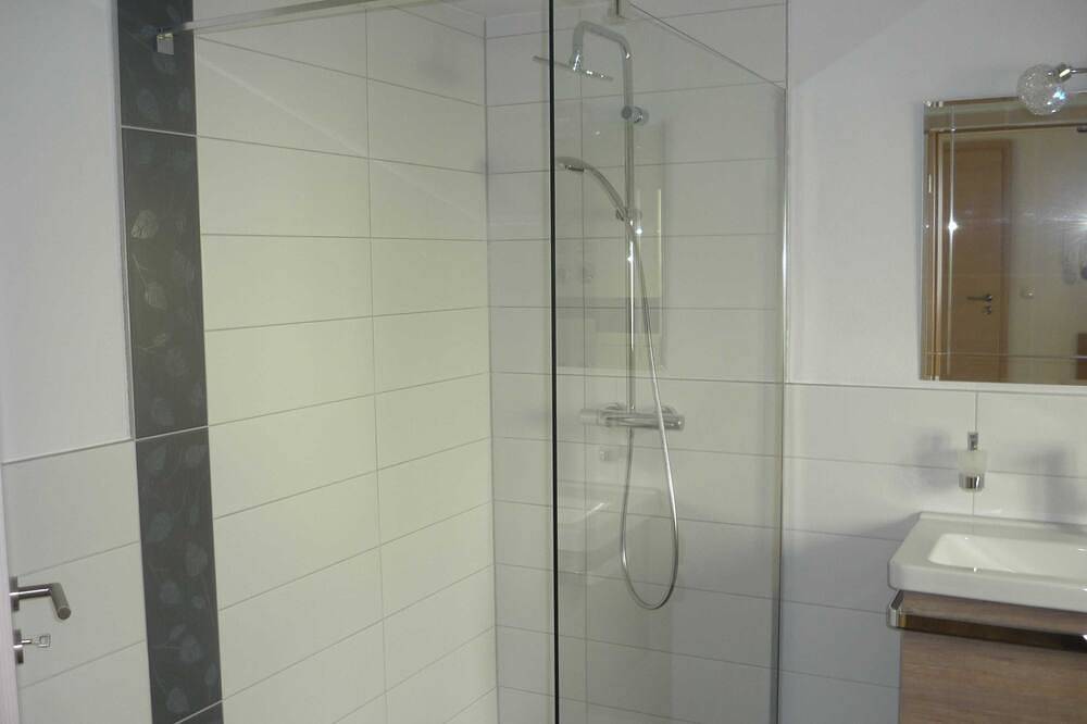 Ganze Wohnung, Ferienwohnung Donau - Ferienwohnungen beim Hotel zur Post, Erlau in Obernzell, Ostbayern