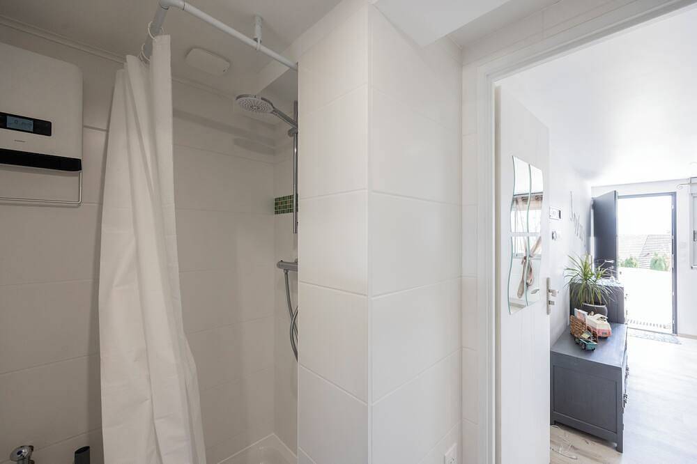 Appartement entier, Studio Bonheur neuf Annecy/Poisy belle vue calme in Poisy, Région d'Annecy