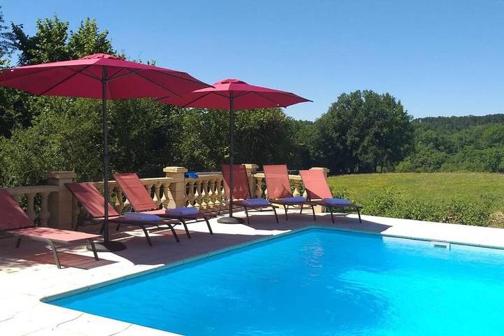 Maison de vacances pour 6 personnes, avec Balcon et Terrasse ainsi que Jardin et Piscine