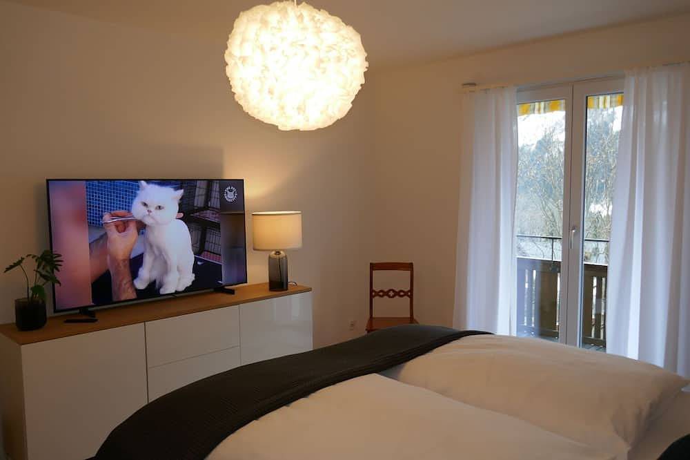 Appartement entier, Joli appartement pour 4 personnes avec Wifi, Tv et balcon in Schwendi b. Grindelwald, Grindelwald