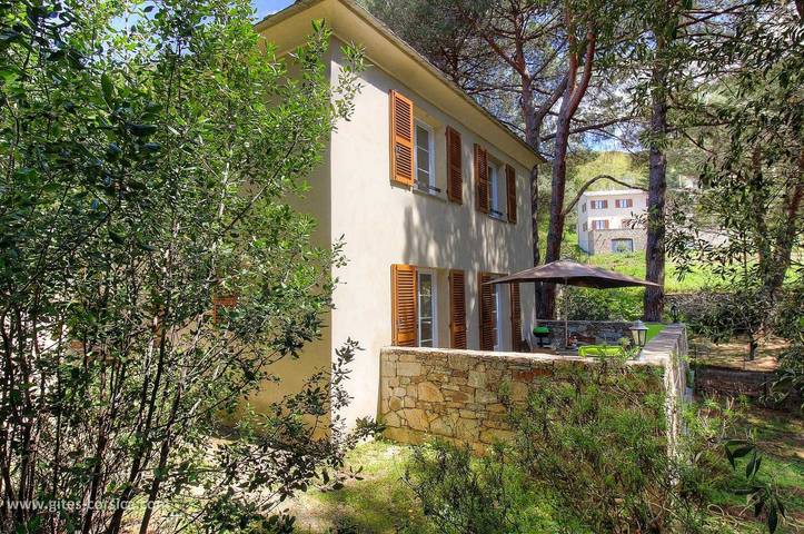 Gîte pour 4 personnes, avec Terrasse et Vue à Patrimonio - 3