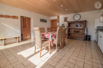 Maison De Vacances pour 4 Personnes dans Ugine, Région d'Albertville, Photo 3