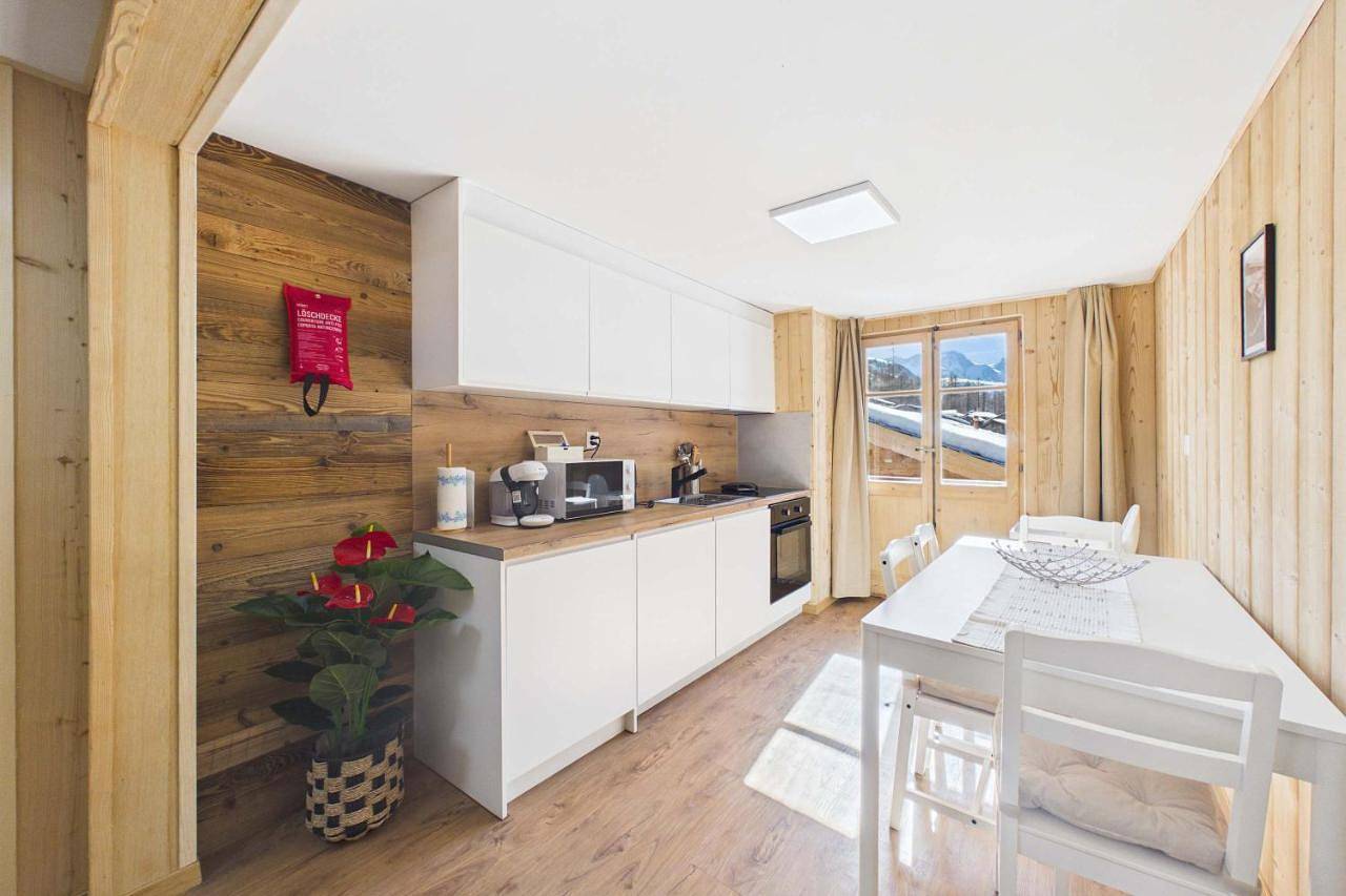 Ganze Wohnung, Apartment near Zermatt with Stunning Views in Randa, Walliser Alpen