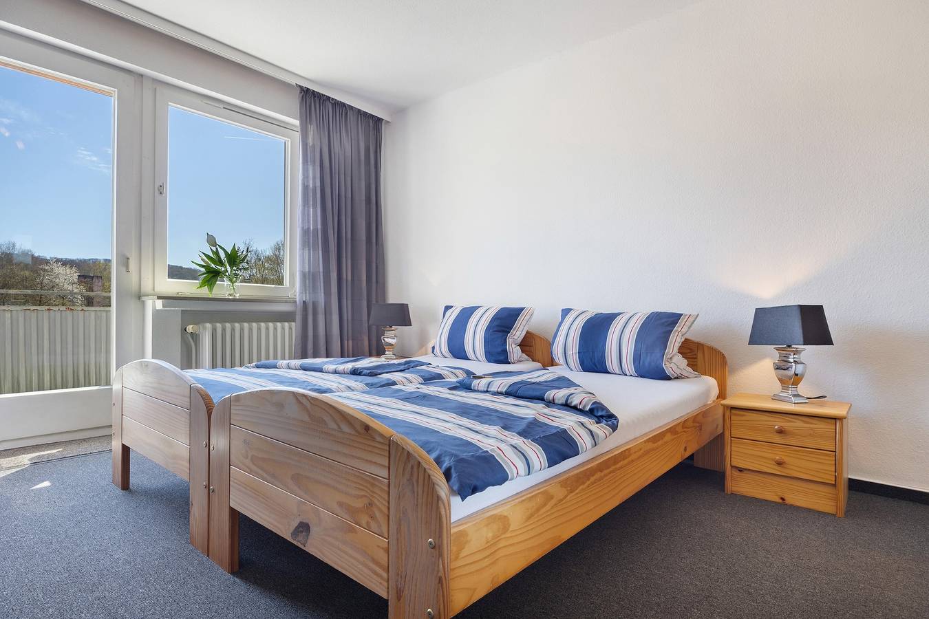 Zimmer „Zimmer 2“ mit Balkon in Extertal, Kreis Lippe