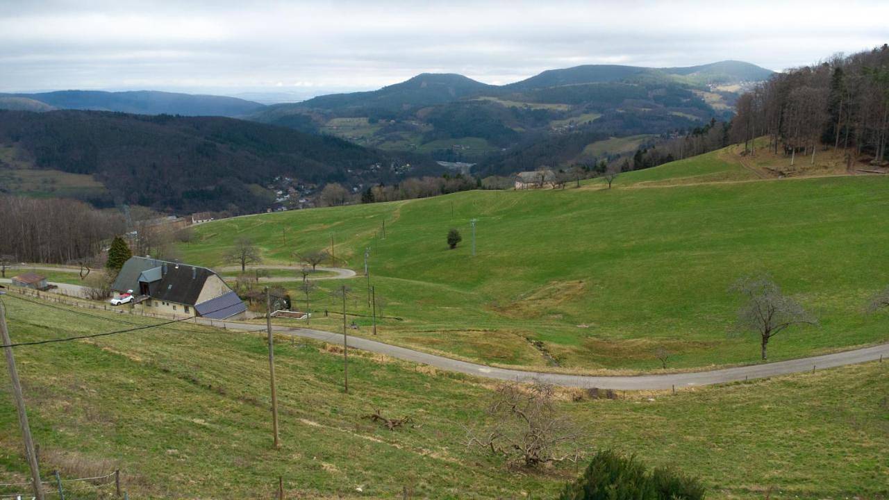 Appartement entier, La ferme au gîte. (accepte les animaux) in Lapoutroie, Parc naturel régional des Ballons des Vosges