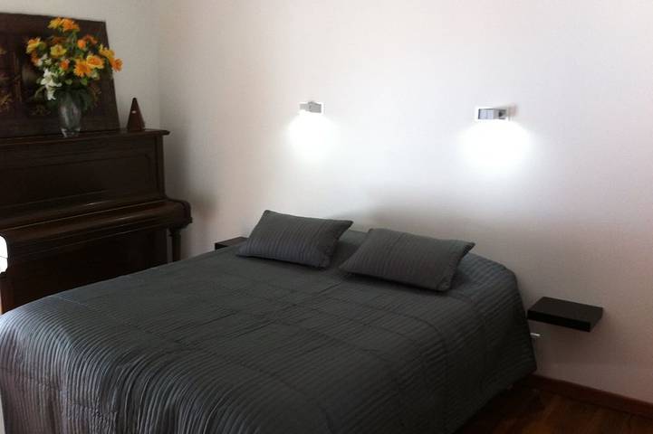 Location de vacances pour 12 personnes, avec terrasse et jardin, animaux acceptés à Vensac - 2