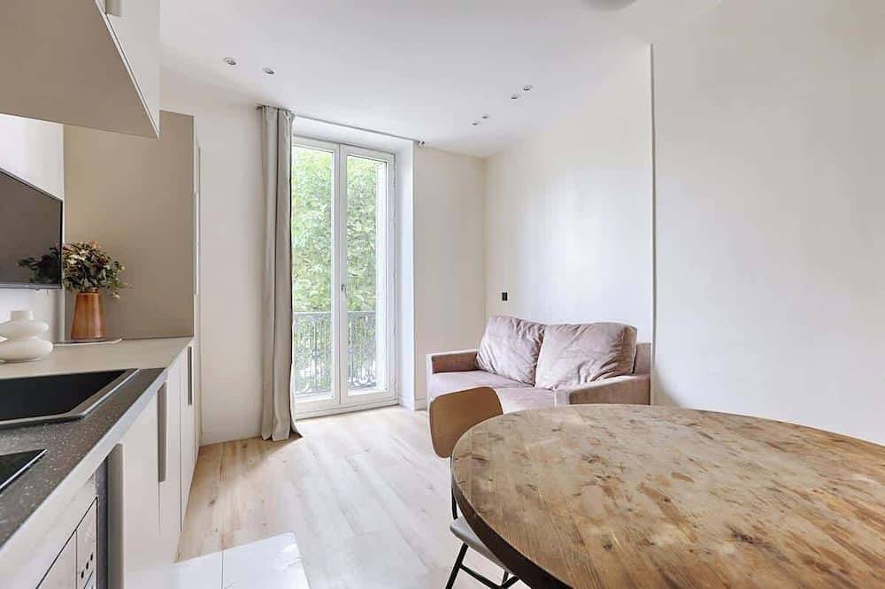 Entire apartment, Charmant Studio Ii au coeur de Vincennes in Vincennes, Val-de-Marne