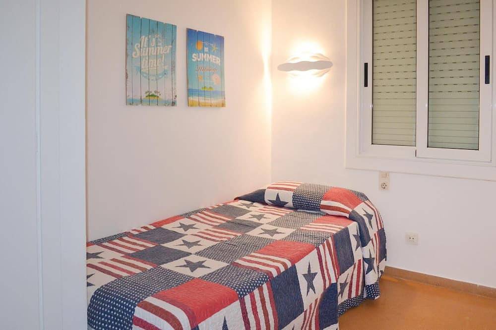 Ganze Wohnung, Haustierfreundliche 3-Zimmer-Wohnung in Lloret de Mar in Central Lloret de Mar, Lloret de Mar