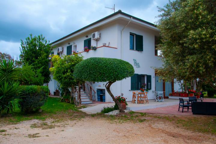 Appartement de vacances pour 10 personnes, avec Jardin à Porto Torres