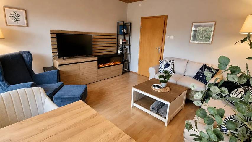 Ferienhaus für 4 Personen, mit Garten in Schillig
