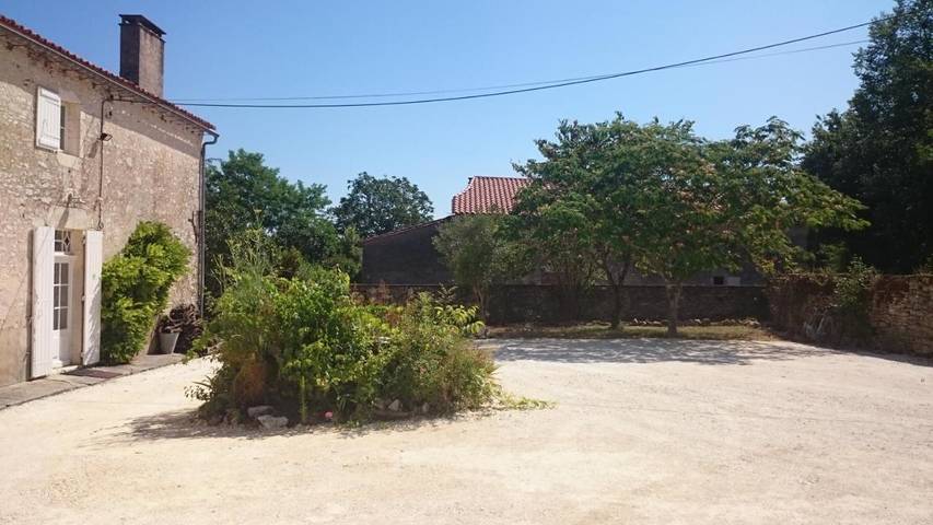 Location de vacances pour 8 personnes, avec Terrasse et Jardin ainsi que Piscine et Vue à Margueron - 4
