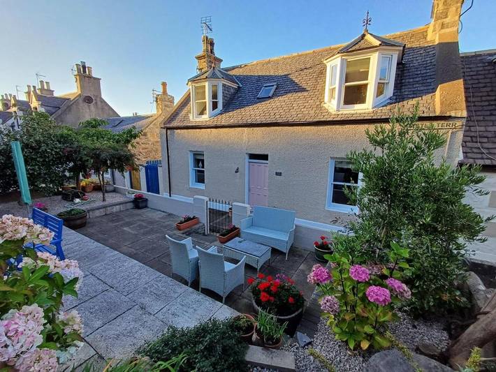 Holiday rental for 5 people, with Terrace and Garden as well as View in Cullen