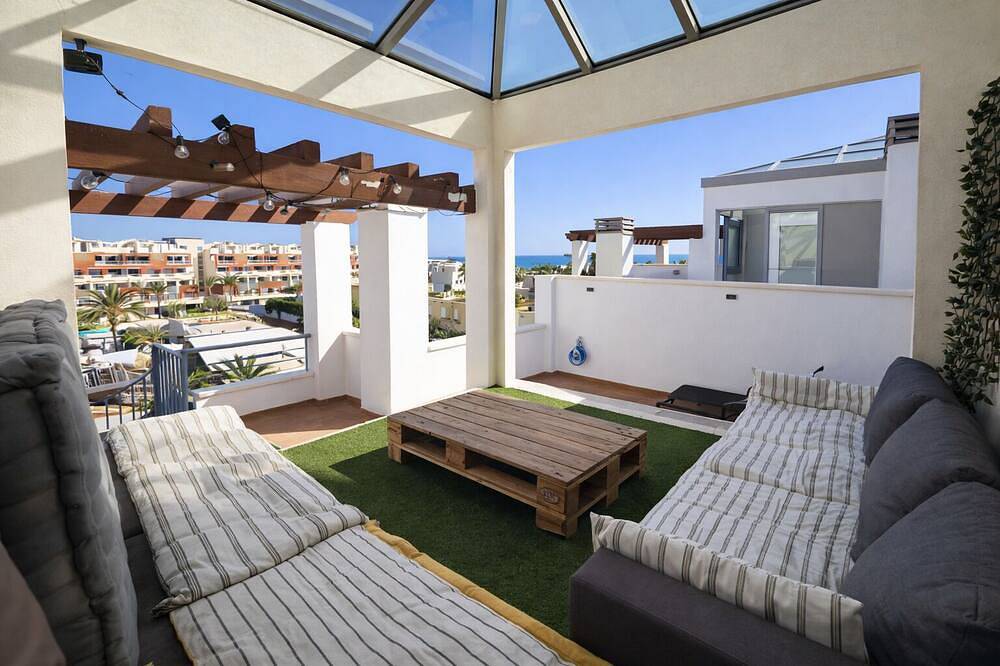 Entire apartment, Penthouse with sea view Solarium and private Parking in Playas de Vera, Vera