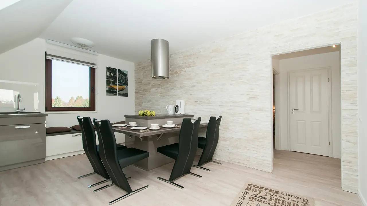 Ganze Ferienwohnung, Ferienwohnung für 5 Personen (90 m²) in Halstenbek in Halstenbek, Kreis Pinneberg
