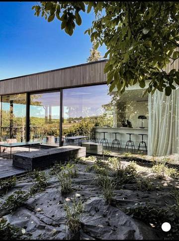 Gîte pour 8 personnes, avec jardin et jacuzzi dans Aye