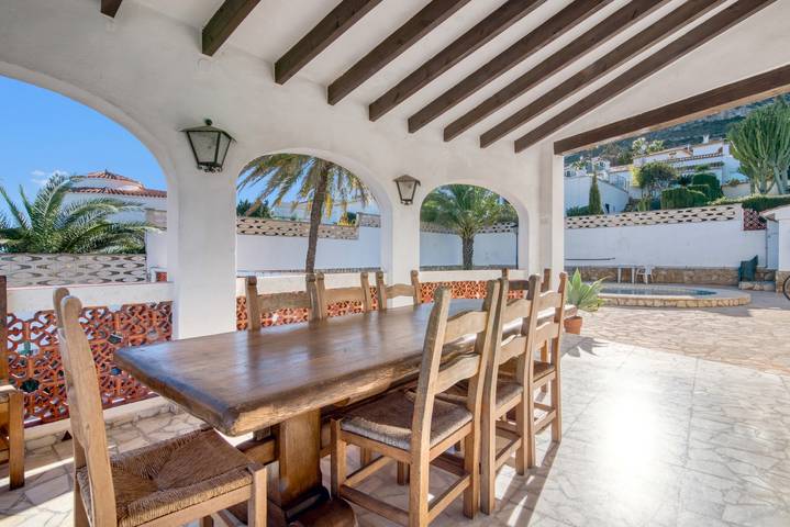 Villa 'Úrsula' with Mountain View, Wi-Fi and Air Conditioning in Montgo, Dénia