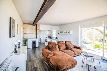 Gîte pour 4 personnes, avec terrasse ainsi que jardin et vue dans Paredes de Coura