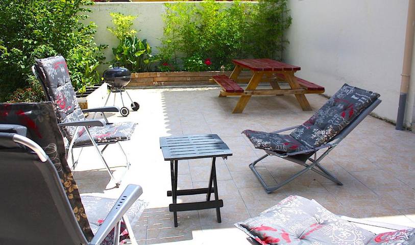 Location de vacances pour 6 personnes, avec jardin et vue à Beaumont-du-Périgord - 3