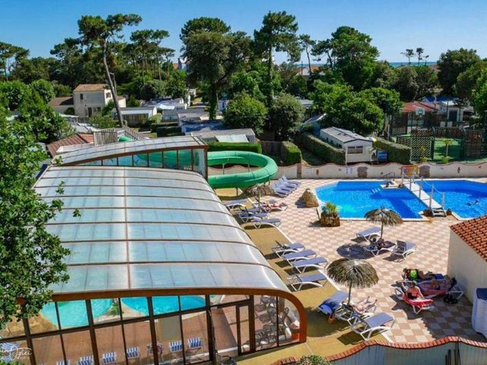 Camping pour 6 personnes, avec piscine et terrasse à Jard-sur-Mer - 4