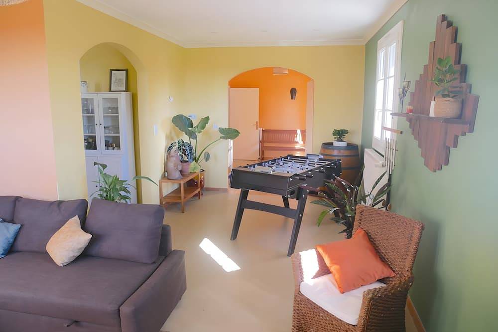 Gite Vertcastel - Joli coin de verdure avec piscine et spa in Castelnaudary, Région de Carcassonne
