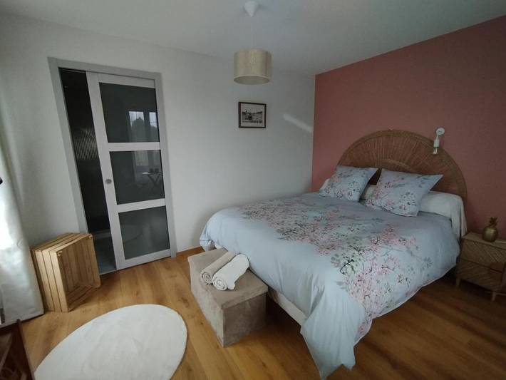 Chambre d’hôte pour 2 personnes, avec Jacuzzi et Terrasse ainsi que Jardin et Vue dans Xertigny