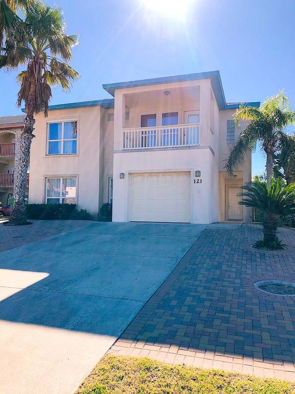 Vacation Home for 16 Guests in South Padre Island, Padre Island