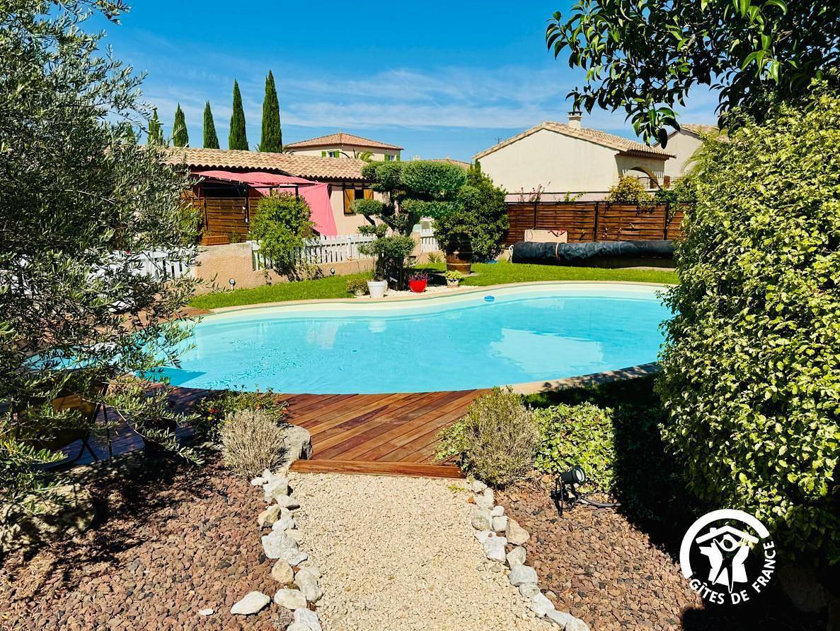 Gîte für 2 Personen mit Pool in Saint-Nazaire-d'Aude, Narbonne und Umgebung