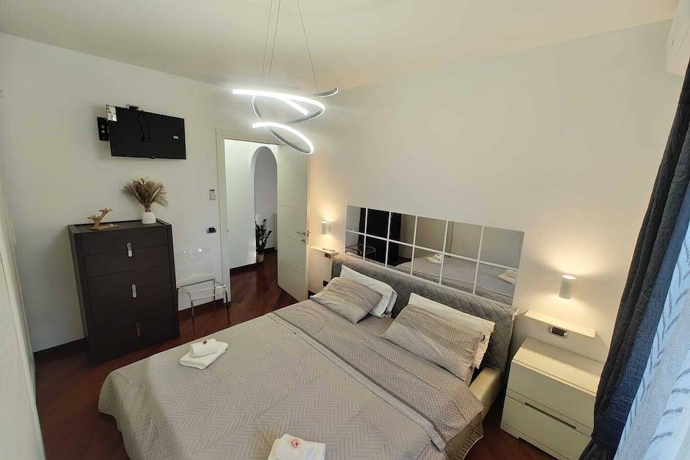Apartamento entero, Mia Domus Guest Holiday Panorama over the Castelli Romani in Ciampino, Castelli Romani