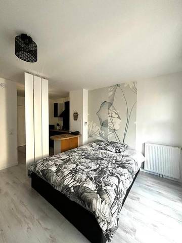 Gîte pour 2 personnes, avec vue et balcon à Trappes
