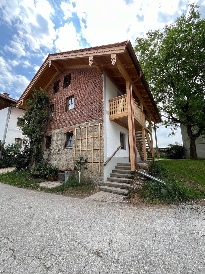 Ferienwohnung für 4 Personen, mit Balkon und Garten, kinderfreundlich in Tittmoning