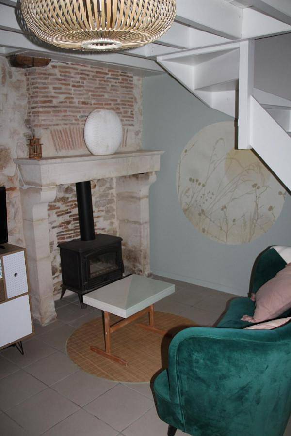 Location de vacances pour 2 personnes, avec terrasse et jardin à Lussas-et-Nontronneau - 3