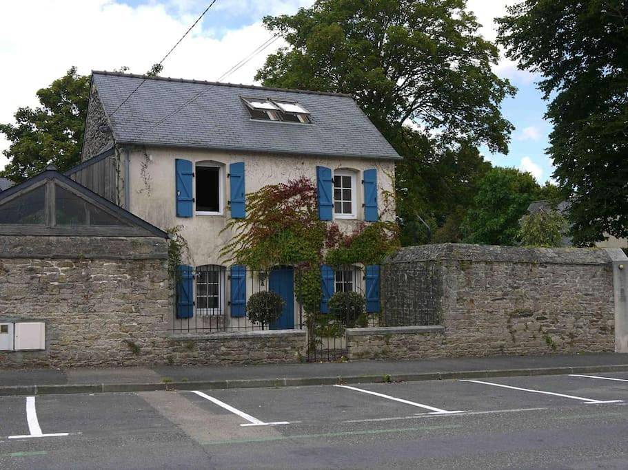 Appartement entier, Maisonnette - Centre Landerneau in Landerneau, Région de Brest