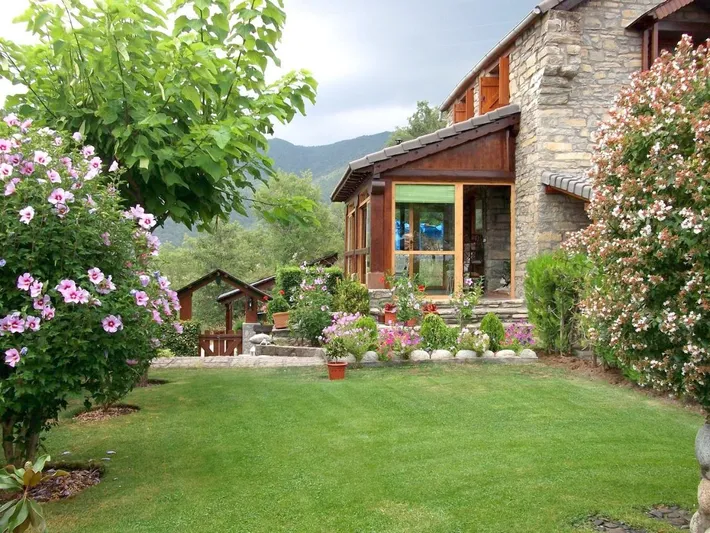 Country house for 2 people, with garden and view as well as terrace - 1