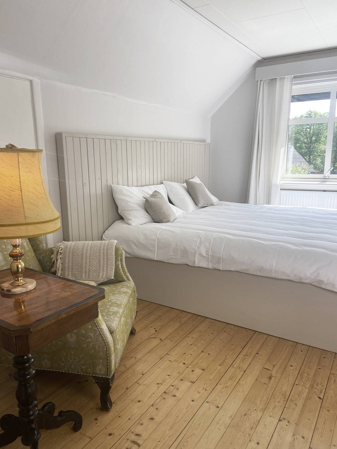 Liebevoll eingerichtetes Ferienhaus am Fluss und Seenähe perfekt zum Angeln und Relaxen in Kronobergs