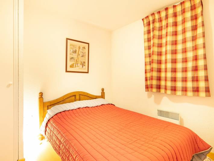 Gîte pour 6 personnes, avec jardin et piscine, adapté aux familles à Saint-Sorlin-d'Arves - 4