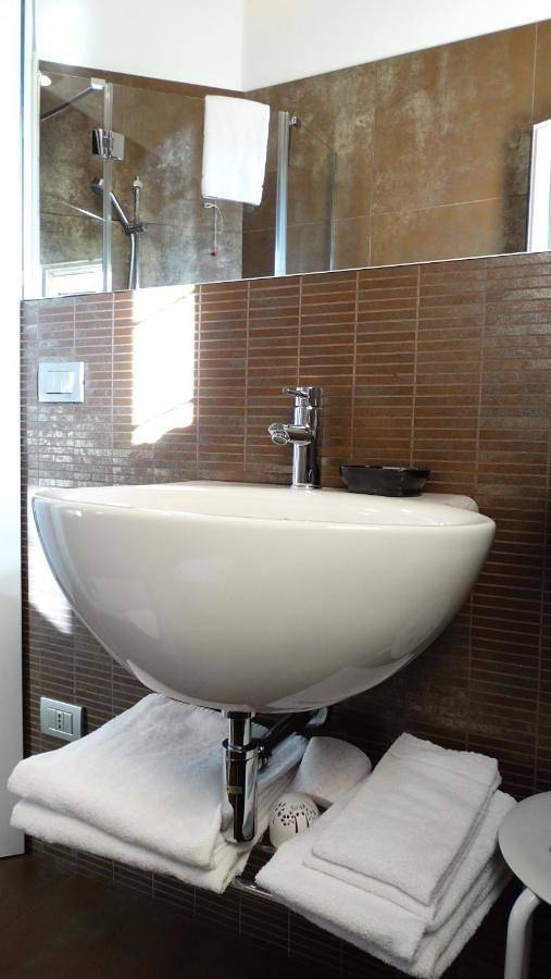 Large Double Room in Castelfranco Veneto, Province de Trévise
