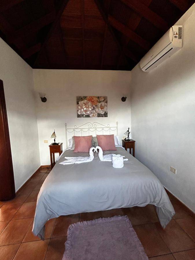 Casa rural para 3 personas, con piscina además de vistas y jardín en La Palma - 4