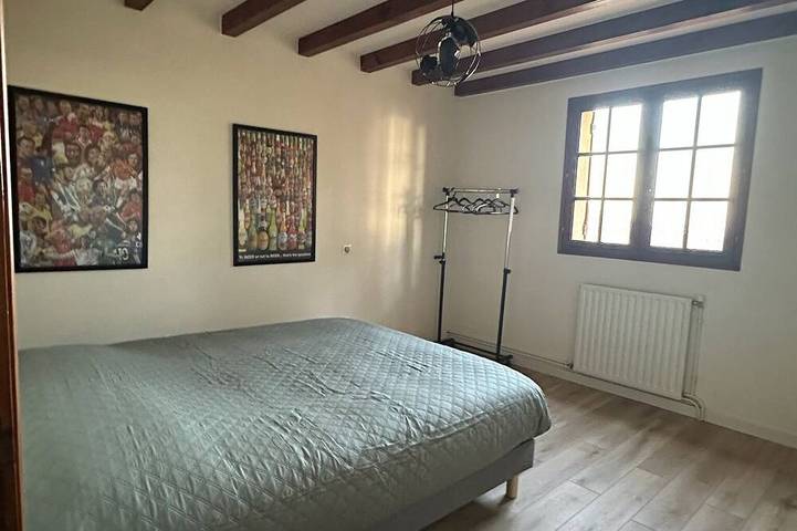 Location de vacances pour 13 personnes, avec jardin à Mongauzy - 4