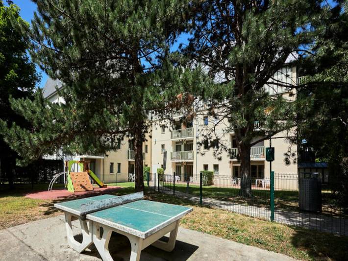 Gîte pour 4 personnes, avec balcon, animaux acceptés dans Plage De Tourgeville - 3