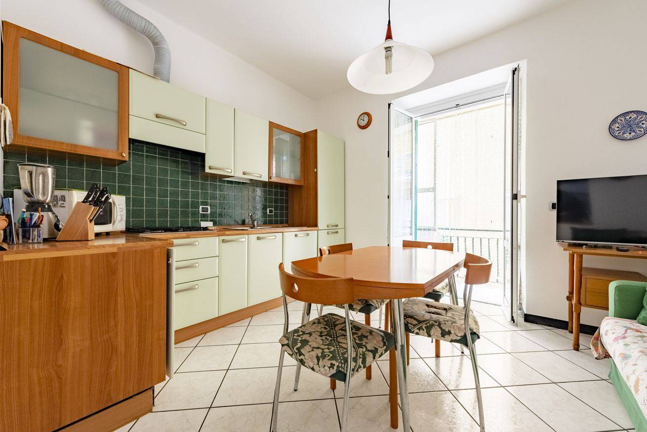 Ganze Wohnung, Ferienwohnung für 5 Personen mit Balkon/Terrasse in Chiavari, Riviera di Levante